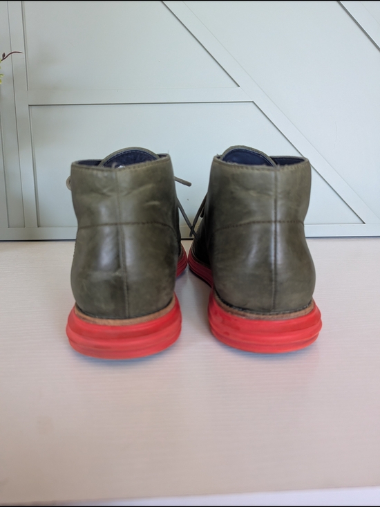 Men\'s Olive Chukka Boots with Red Sole main image 9